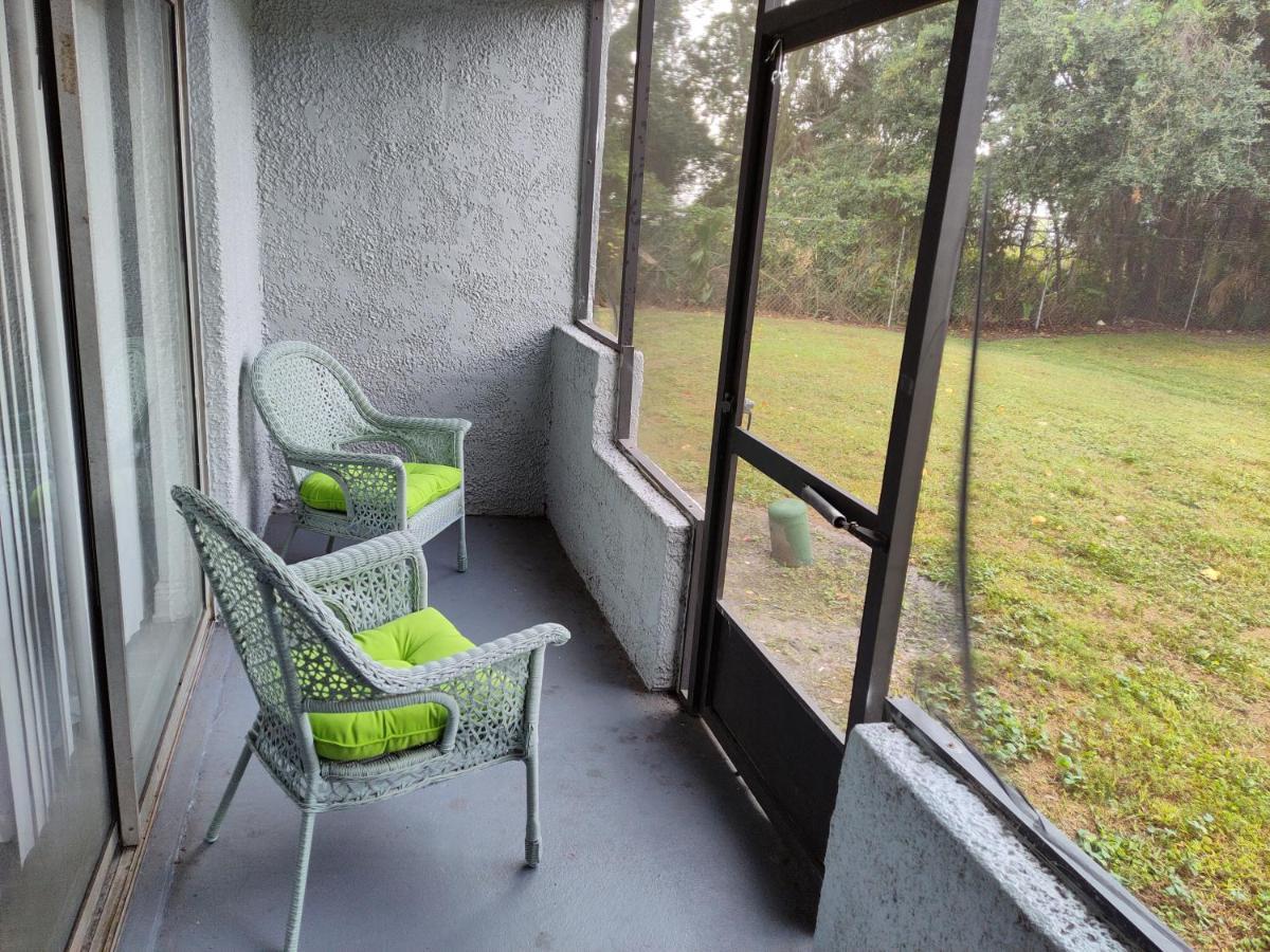 Centauri Vacation Rentals Beautiful 2-Bedroom Condo, Near All Orlando Attractions, Free Parking & Wi-Fi, King Bed Экстерьер фото
